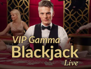 多库社媒晒照宣布妻子怀孕：从丈夫和妻子，到爸爸和妈妈